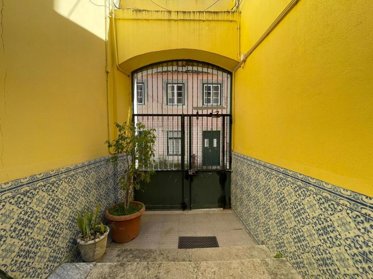 The Star Of Olival City Retreat Lisbona Esterno foto
